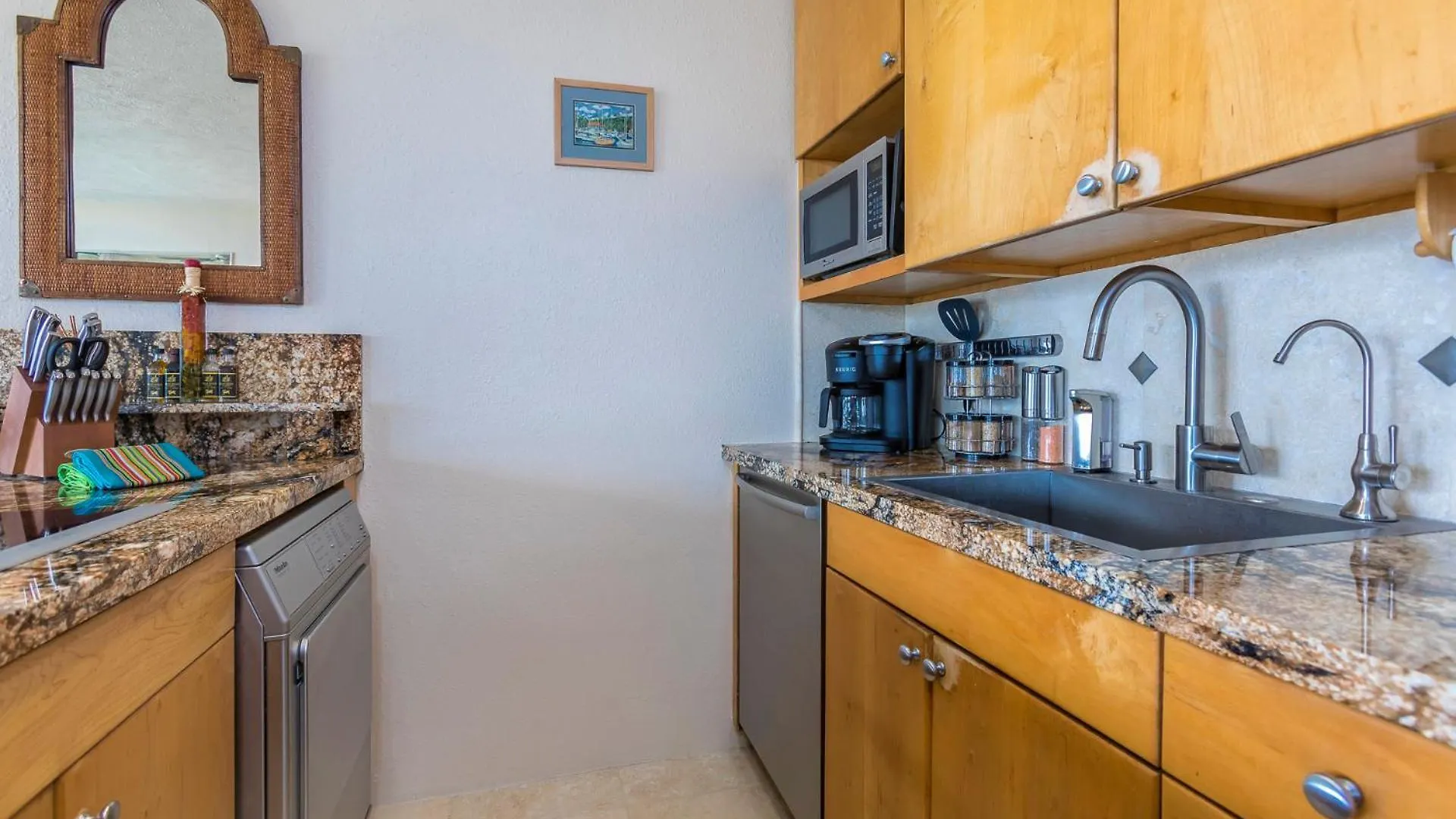 Maalaea Banyans 102 By Coldwell Banker Island Vacations Apartment Wailuku